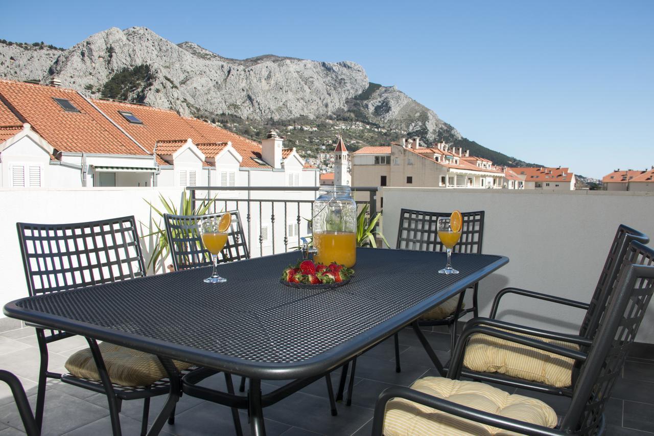 Cherry Omiš Exterior foto